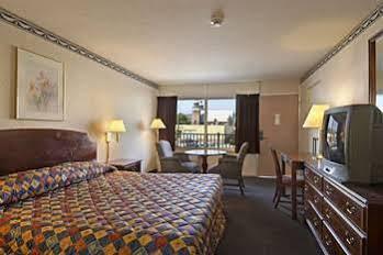 Red Carpet Inn And Suites 斯克兰顿 外观 照片
